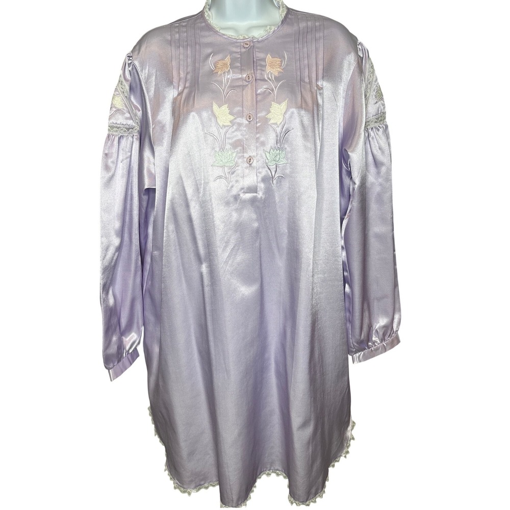 Vintage Etienne Womens Lavender Satin Floral Embroider Lace Nightgown Shirt Sz L